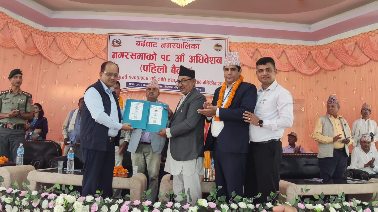 सामुदायिक विद्यालय सुधार्ने बर्दघाटको अभियान: ऐतिहासिक त्रिपक्षीय सम्झौता सम्पन्न